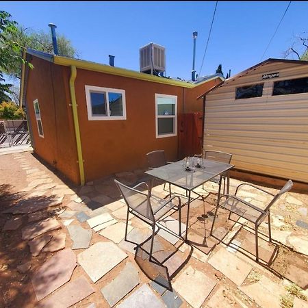 Pet Friendly Modern Casita In Heart Of Nob Hill Villa Albuquerque Bagian luar foto