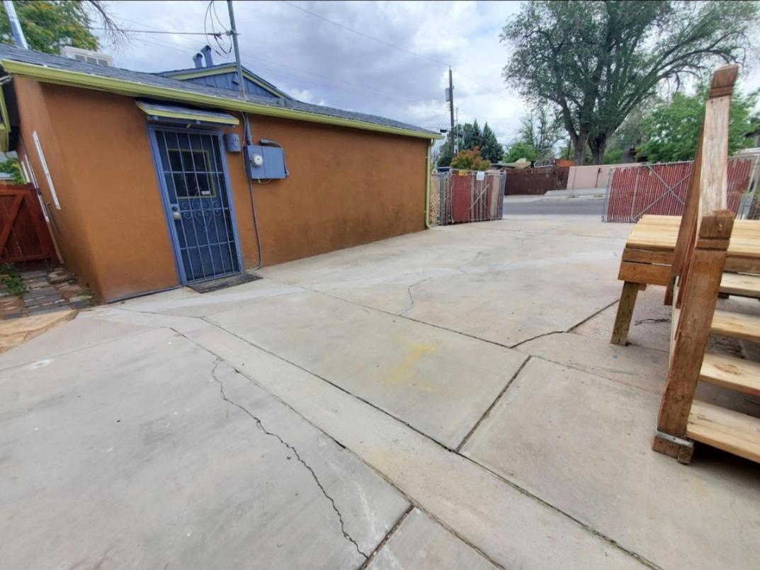 Pet Friendly Modern Casita In Heart Of Nob Hill Villa Albuquerque Bagian luar foto